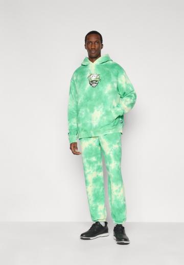 Спортивные штаны