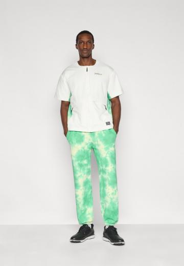 Куртка-дождевик