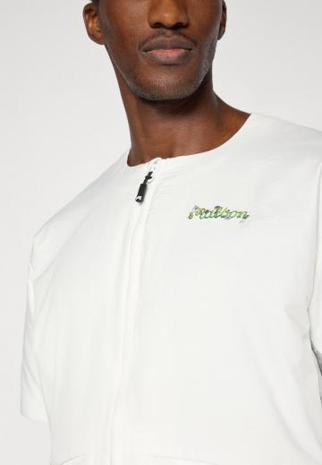 Куртка-дождевик