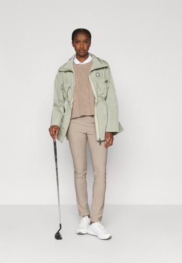 Спортивная куртка