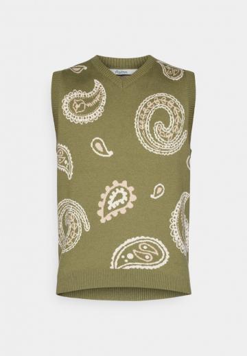 Спортивная кофта