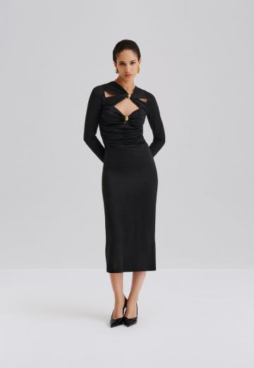 Платье футляр