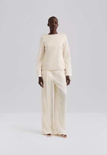 Атласная блузка