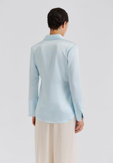 Атласная блузка