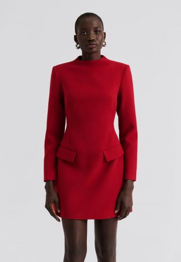 Короткое платье