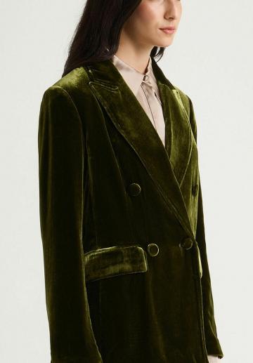 Короткое пальто