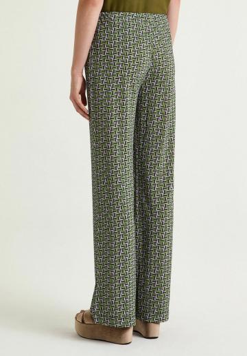 Спортивные штаны