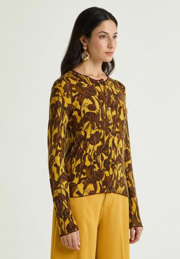 Жаккардовая вязаная кофта