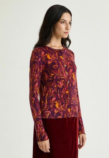 Жаккардовая вязаная кофта