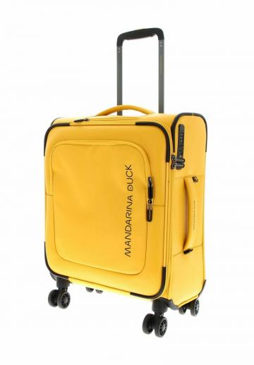 Чемодан на колесах