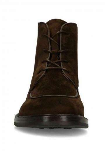 Ботинки на шнуровке