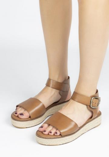 Босоножки на платформе