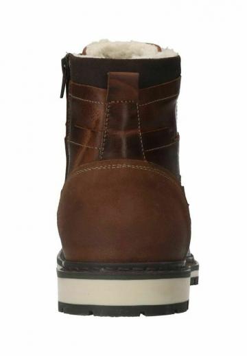 Зимние ботинки