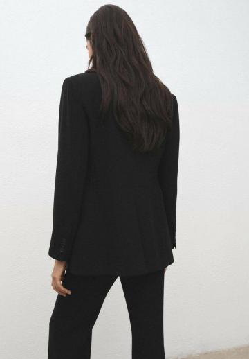 Короткое пальто