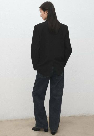 Короткое пальто