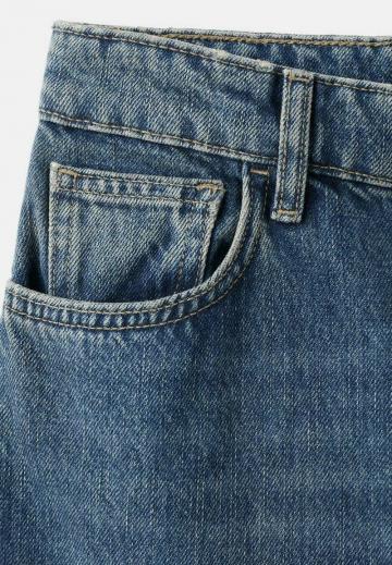 Клешеные джинсы