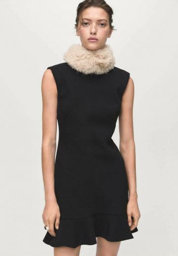 Короткое платье