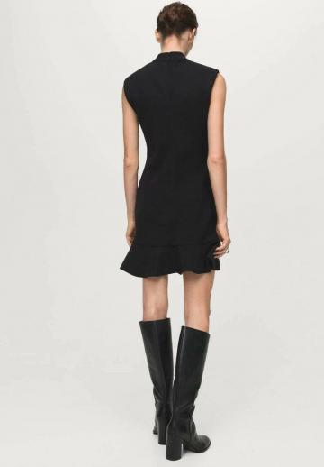 Короткое платье