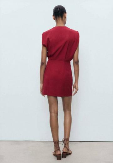 Платье футляр