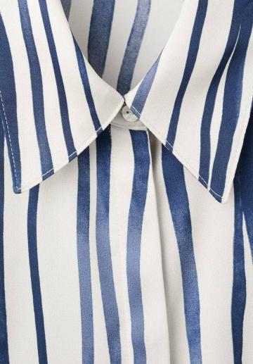 Атласная блузка