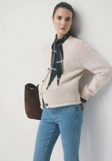 Клешеные брюки