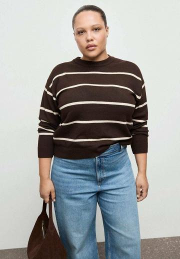 Короткие джинсы