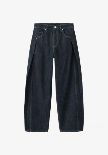 Свободные джинсы