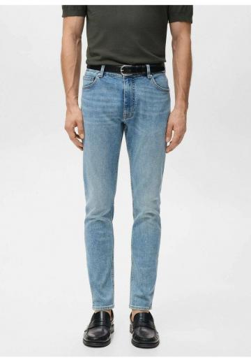 Узкие джинсы