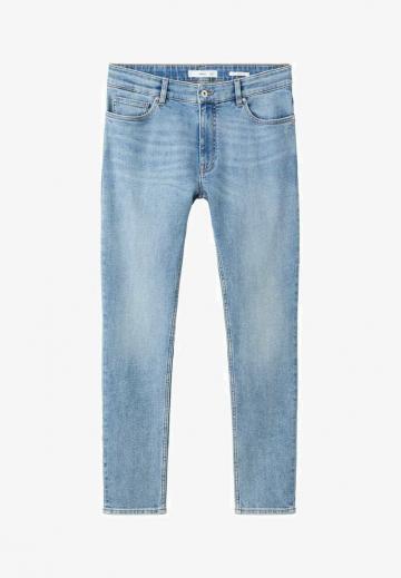 Узкие джинсы