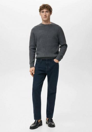 Узкие джинсы