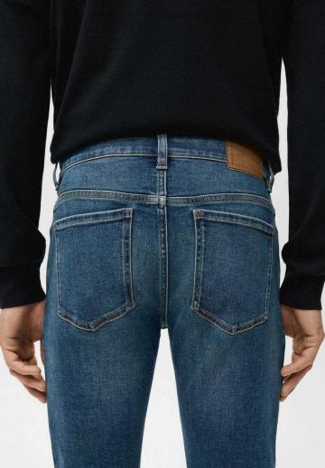 Узкие джинсы