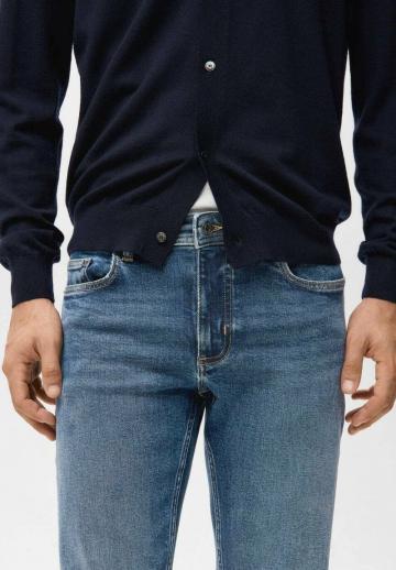 Узкие джинсы