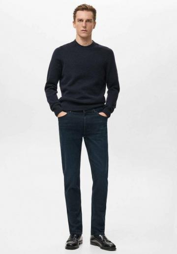 Узкие джинсы