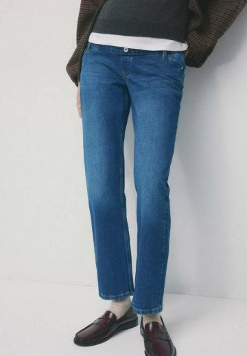 Прямые джинсы