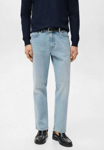 Прямые джинсы