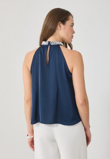 Блузка без рукавов