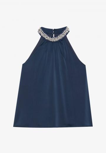 Блузка без рукавов