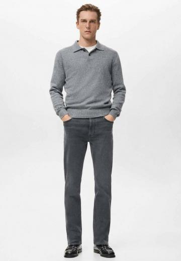 Прямые джинсы