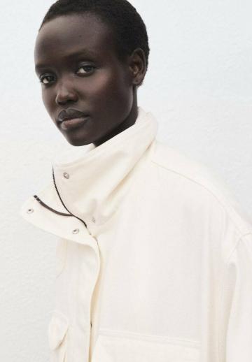 Короткое пальто