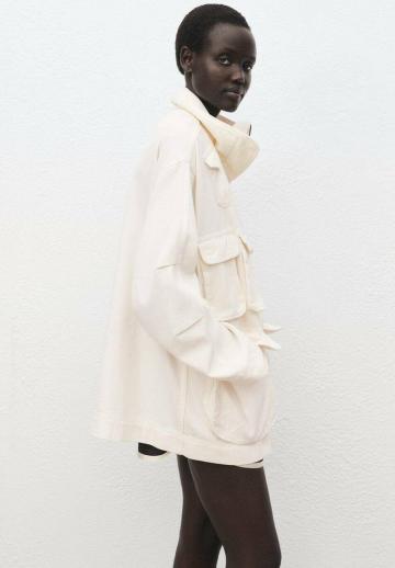 Короткое пальто