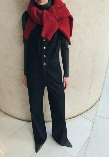 Джинсовая жилетка