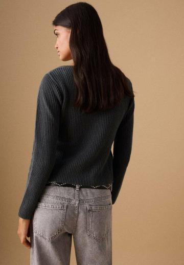 Вязаная кофта