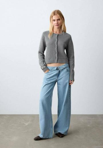 Вязаная кофта