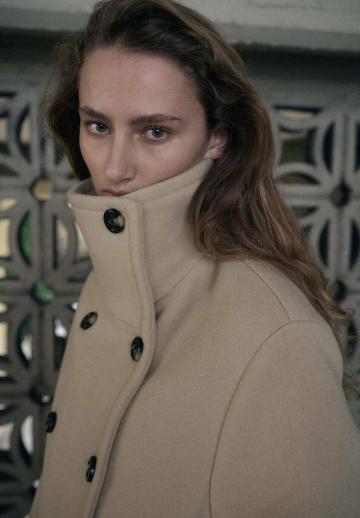 Шерстяное пальто