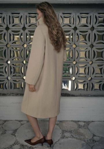 Шерстяное пальто