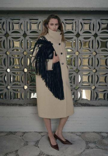 Шерстяное пальто