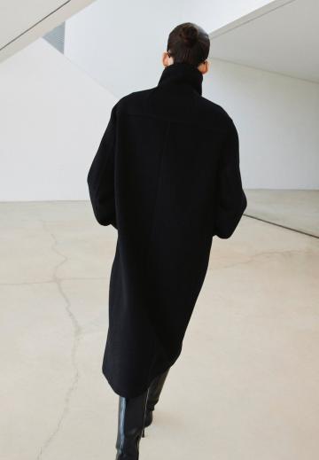 Шерстяное пальто