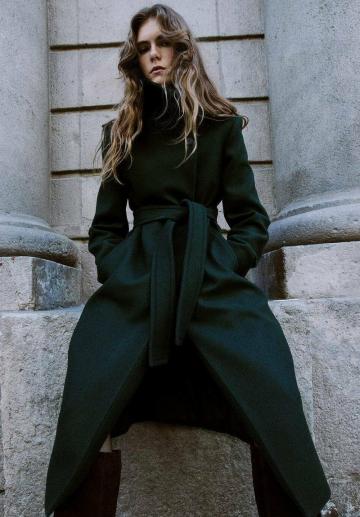 Шерстяное пальто