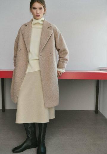Шерстяное пальто