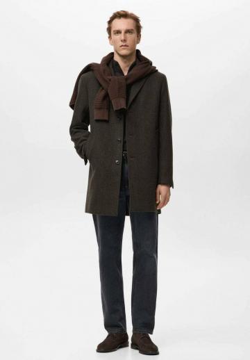 Короткое пальто